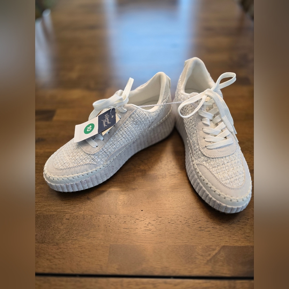 Universal Thread Persephone Sneakers
